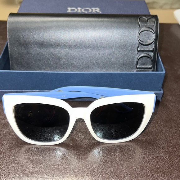 Dior Black and Blue Women's Sunglasses - Picture 1 of 6
